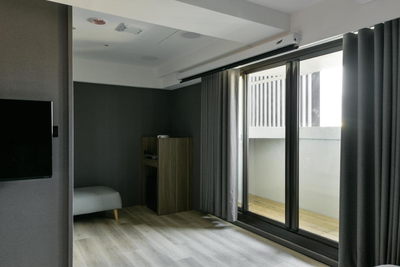 Autumn Willow Hotel 台中市 エクステリア 写真